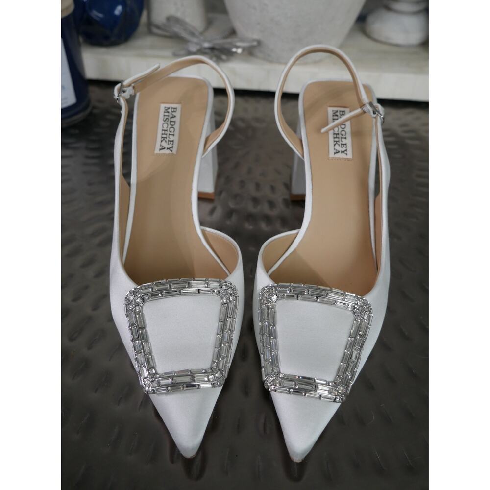 Gorgeous NEW Badgley Mischka Crystal Wedding Formal shoes heels 9